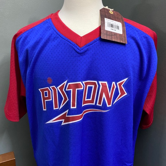 Detroit Pistons Final Seconds Mesh V-Neck Jersey - Picture 3 of 7